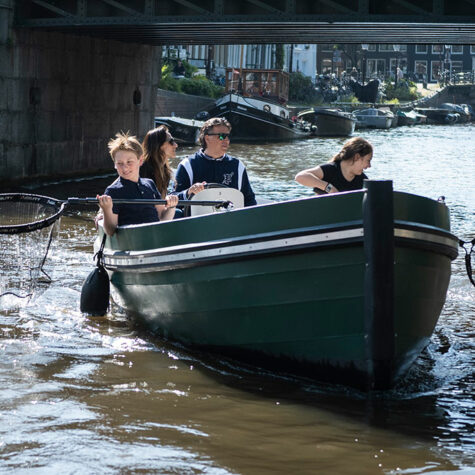 Elektrische boot huren amsterdam